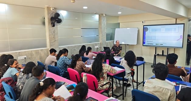 German lessons at the language centre in India
